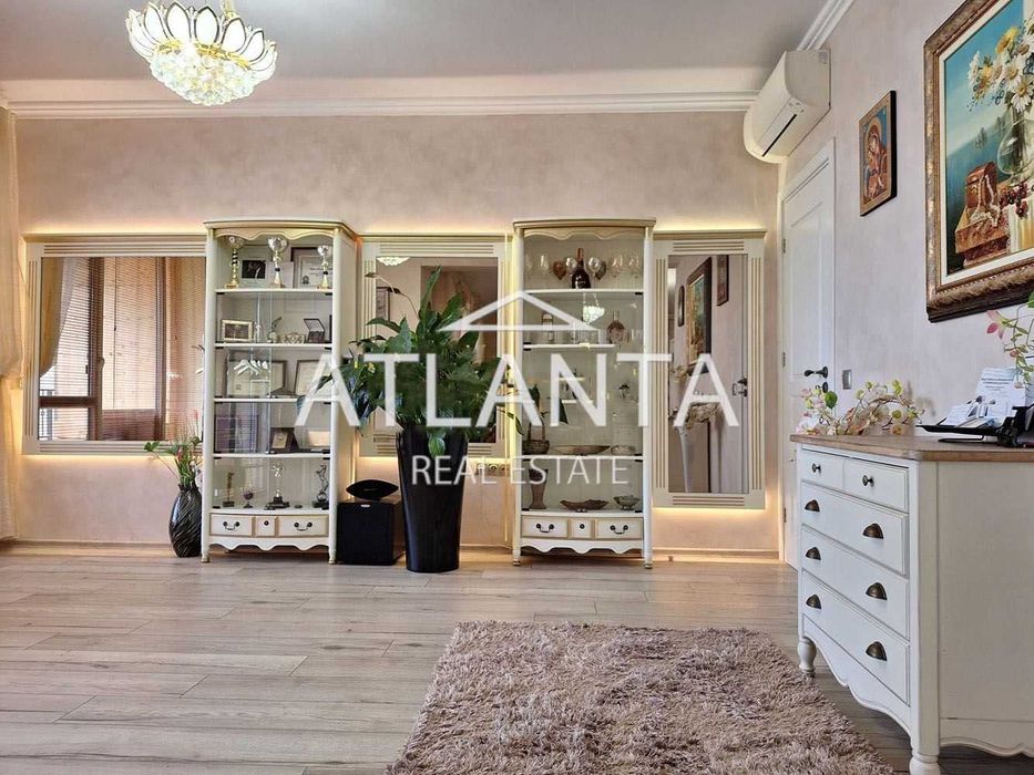 Продава се Многостаен апартамент в к.к. Св.Св. Константин и Елена - 216 кв.м за 2454 €/кв.м - Снимка #1