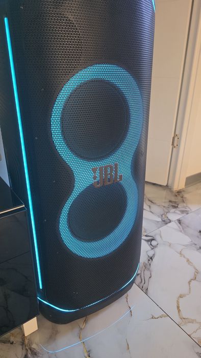 Boxa PartyBox Ultimate 1100 Preṭ fix.Impecabilă