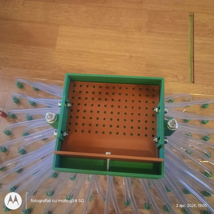 Semănătoare alveole 70/85/104 cuiburi – 10 secunde pe tavă