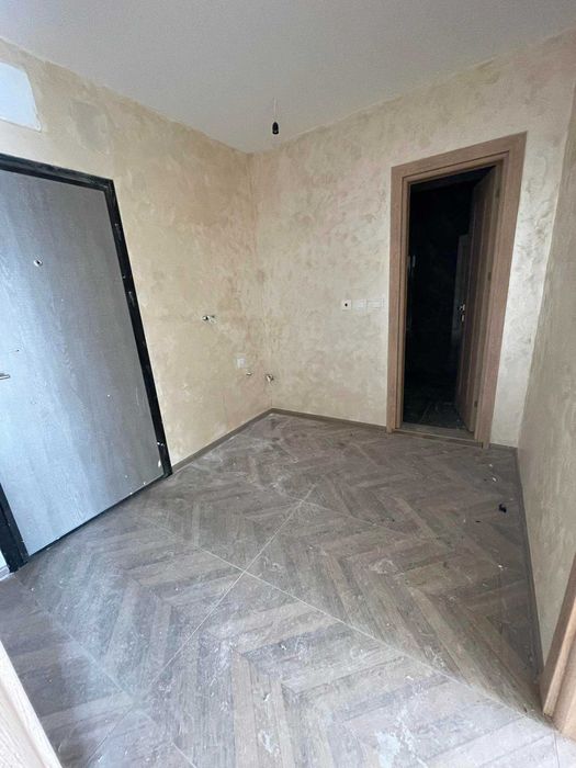 Продава се Двустаен апартамент в Пловдив, Гагарин - 74 кв.м за 1400 €/кв.м - Снимка #3