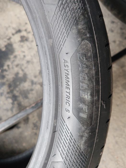 2 anvelope 255 40 20