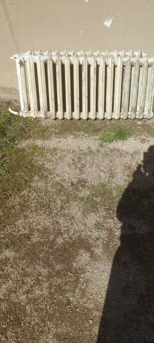 Продам чугунные батореи