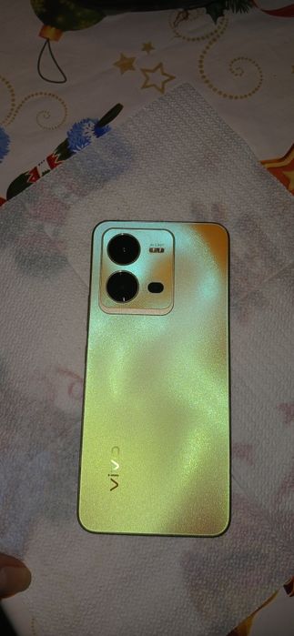 Продам Vivo v 25 e