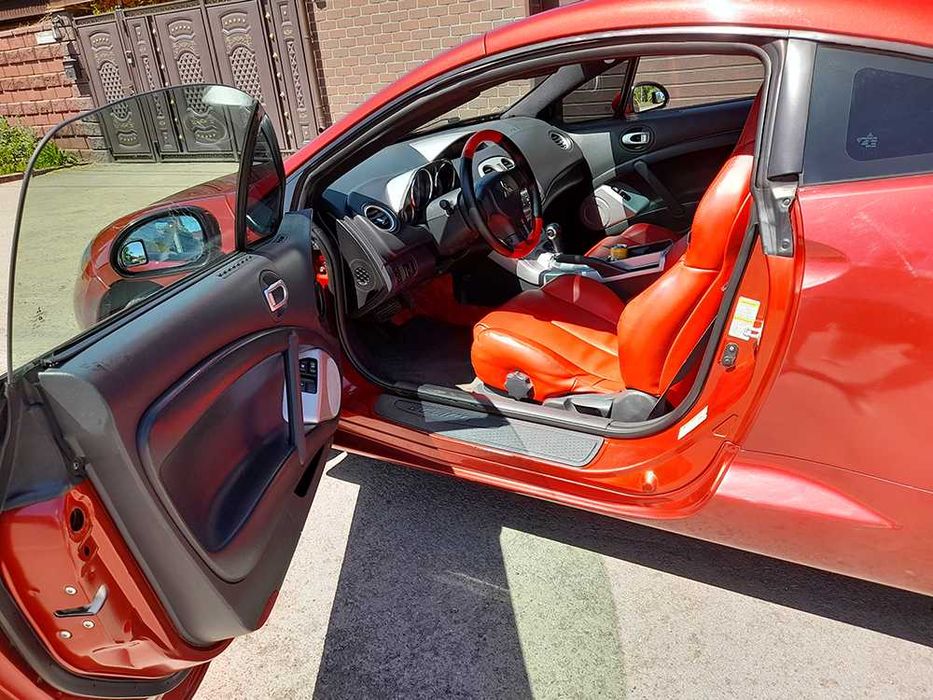 Срочно Mitsubishi Eclipse 2007 года, 2.4 бензин