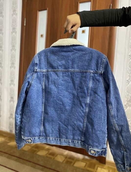 Джинсовая куртка