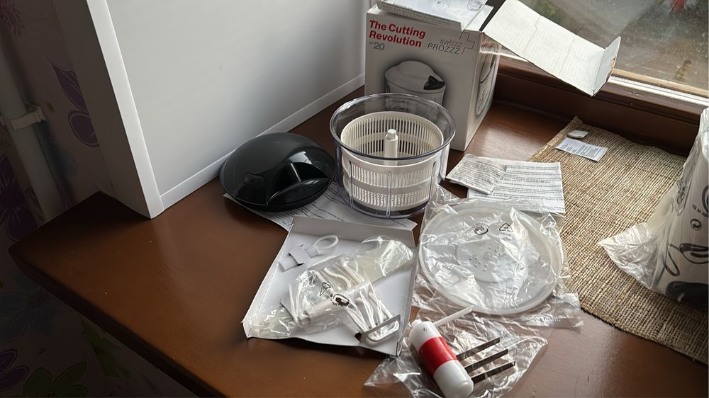 Мини комбайн Швейцария