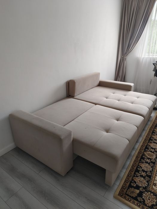 Продам диван производство Россия.