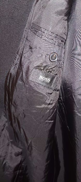 Palton bărbați Hugo Boss,mărimea 48