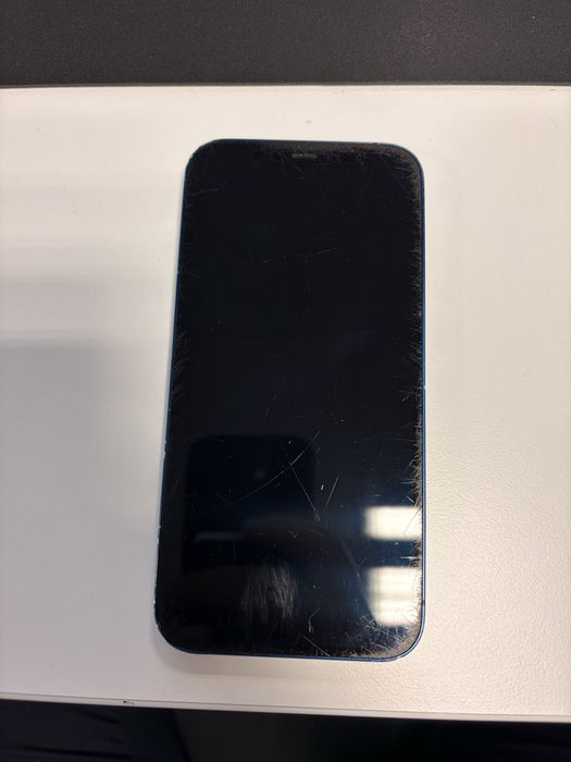 Apple 12 в отличном сост