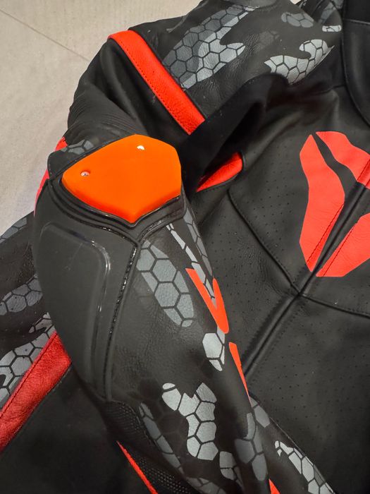 Кожен екип за мотор Seca