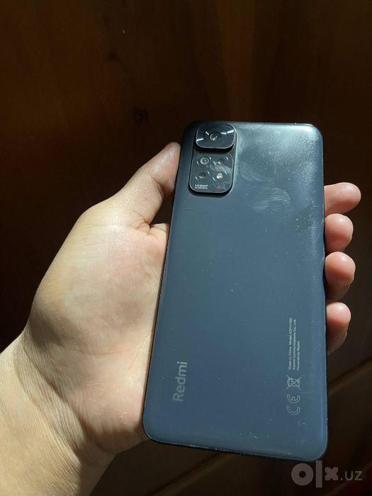 Redmi not 11 s sotiladi
Xotira 64 GB 
Aybi rasmda
Ekran aliwmagan gnat