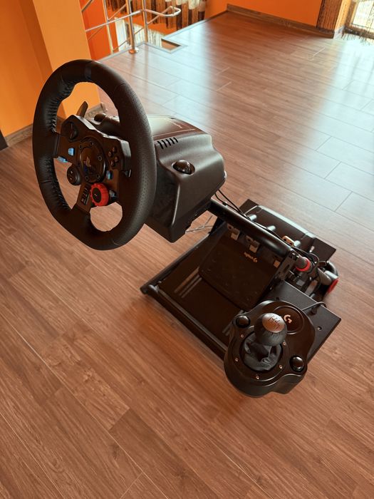 Volan logitech g29 + schimbator si suport
