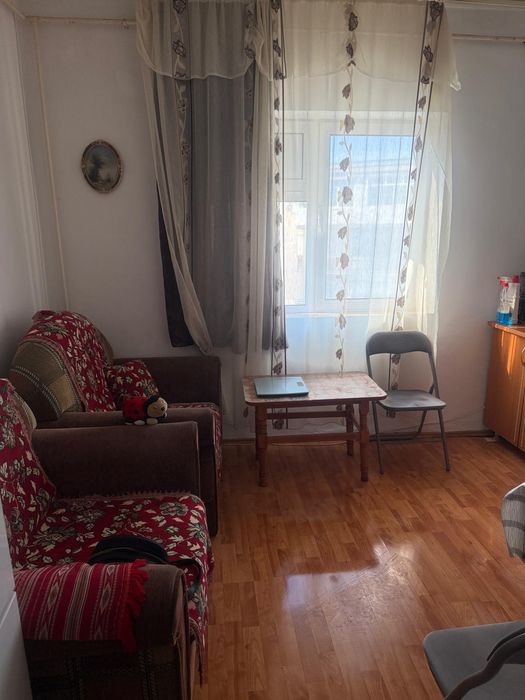 Vând garsoniera confort 1