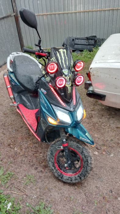 Продам мопед самурай 180куб