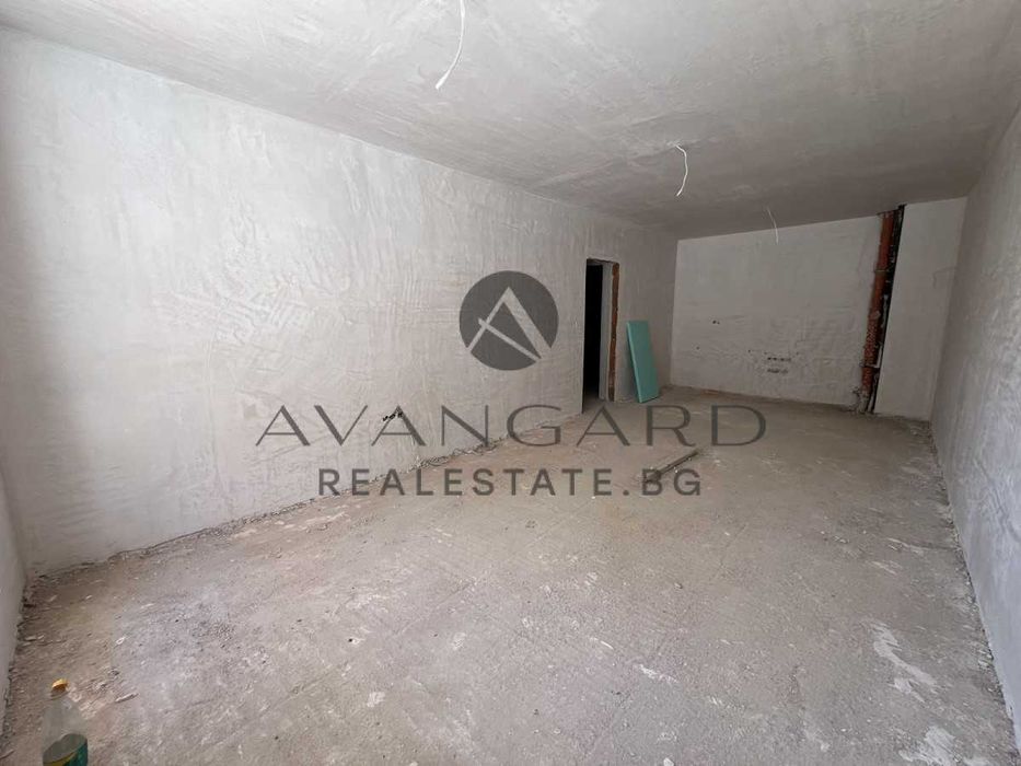 Продава се Тристаен апартамент в Пловдив, Кючук Париж - 154 кв.м за 707 €/кв.м - Снимка #2