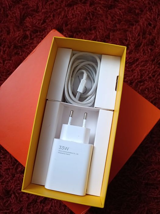 Продам телефон POCO m5s