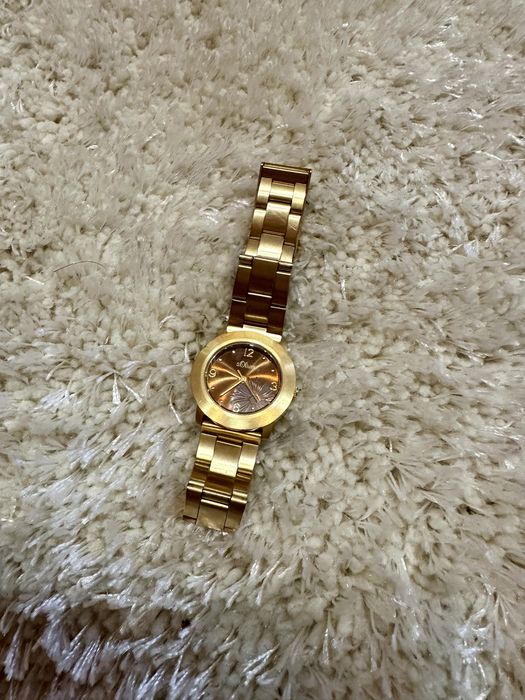 S. Oliver Ceas auriu