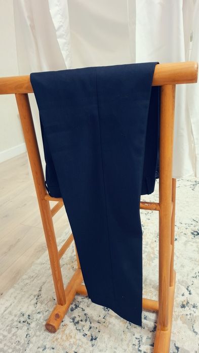 Продам костюм троика