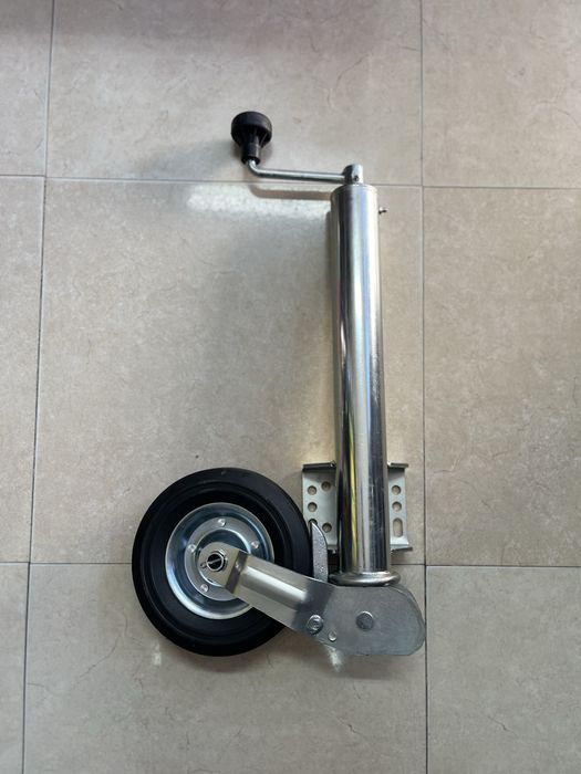 Опорно маневрено колело