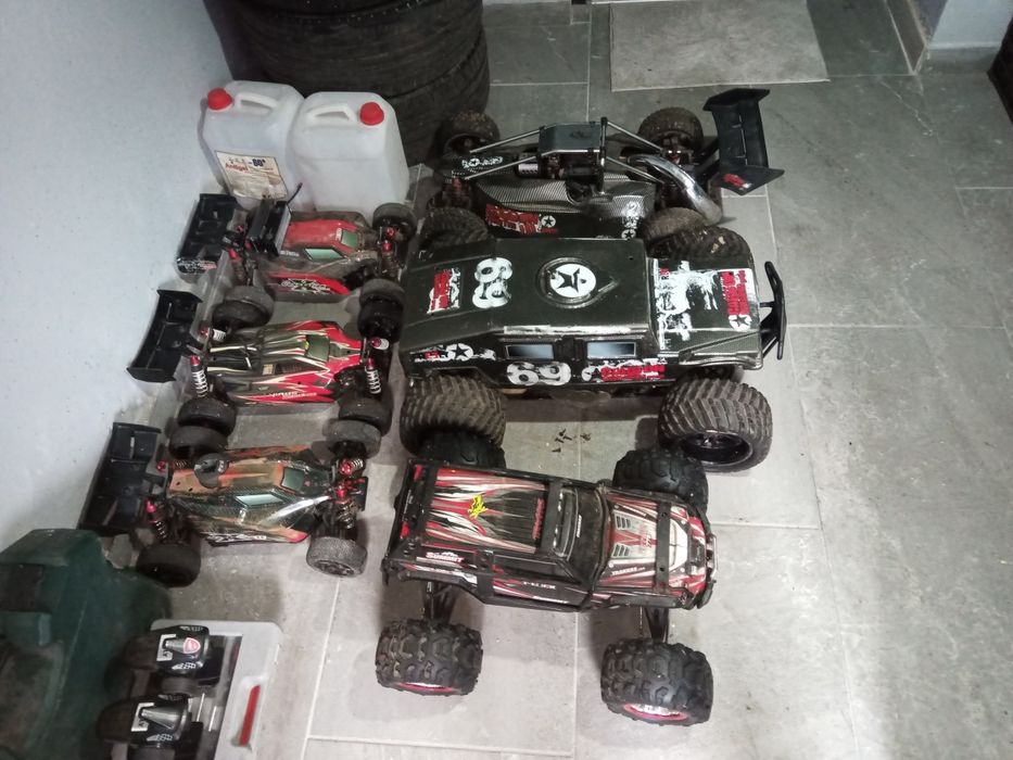 Mașinuțe electrice și pe benzină cu telecomandă