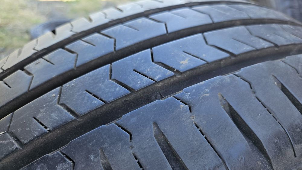4бр гуми 215 70 15С нексен nexen