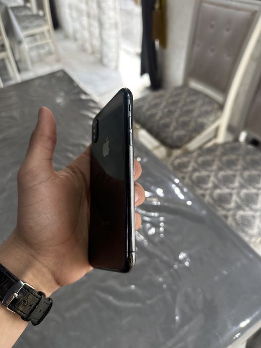 Iphone X yaxshi holatda