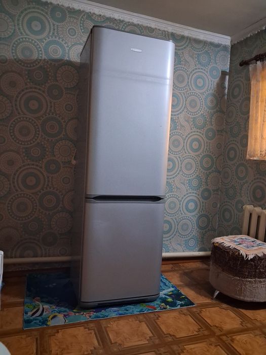 Холодильник бирюса