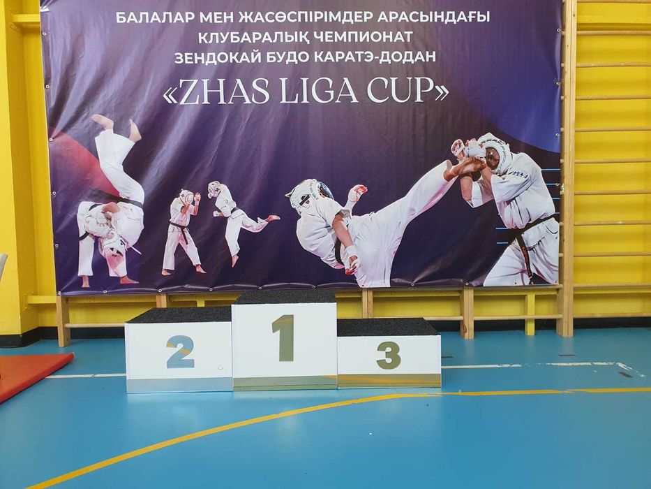 Аренда пьедестала 1-2-3 в Астане