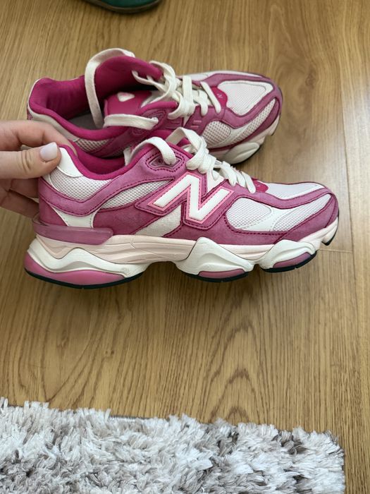 Дамски сникърси New Balance 9060