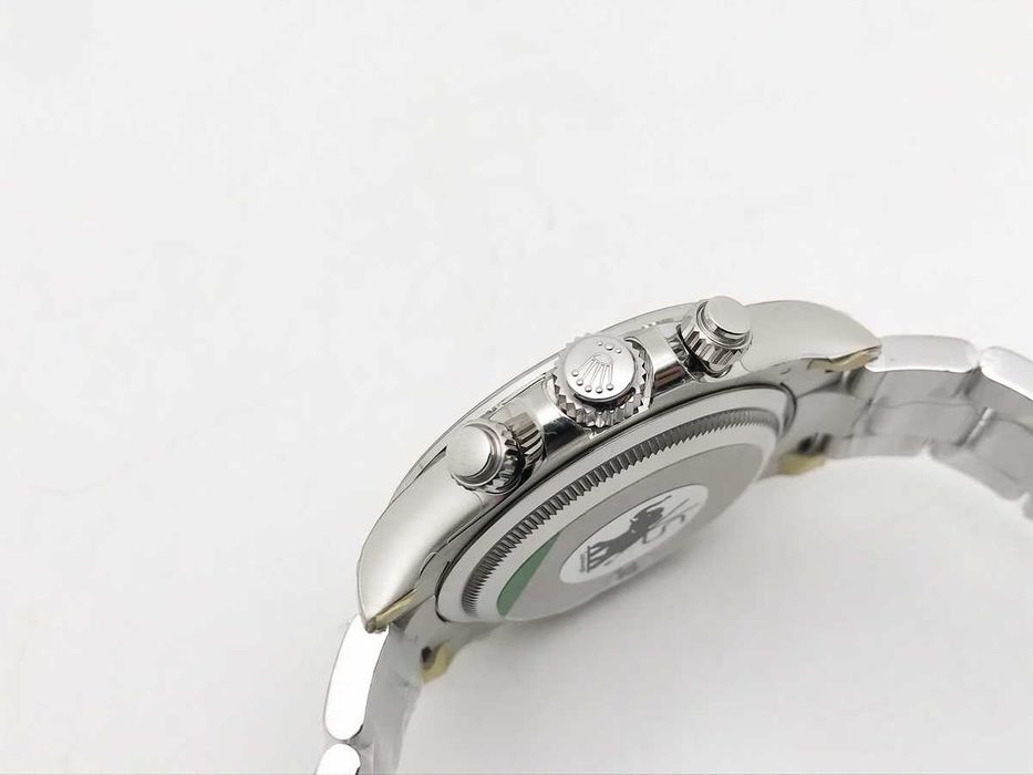 Rolex Daytona 126509 – 40mm – сребрист циферблат – реални снимки – наличен по поръчка