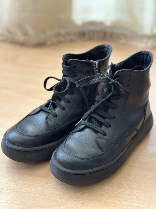 Кожаные  ботинки