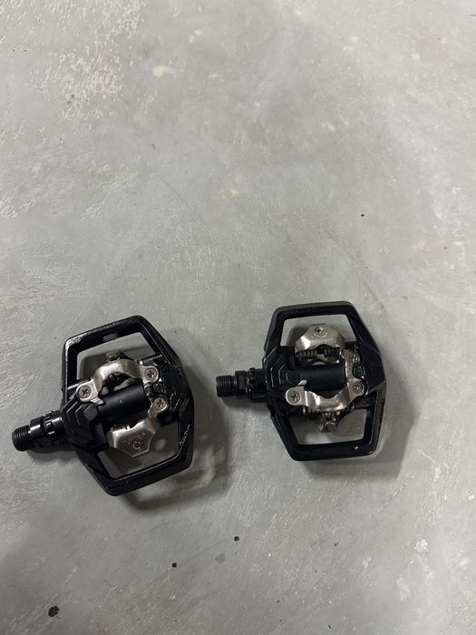 Продавам Shimano Saint (задна)И клипсве Ново shimano