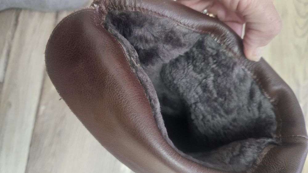 Продам зимние сапоги