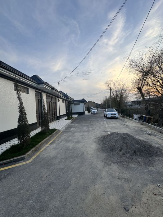 Nazarbek Mevazor mahallada 8 sotix korobka uchastka