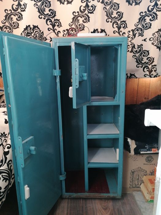 Продам сейф и сигнализацию