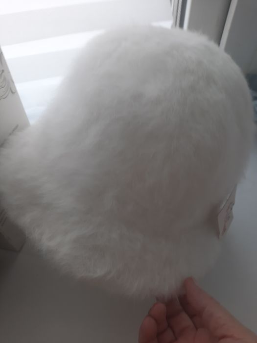 Продам шляпку женскую