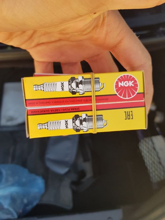 Свечи зажигания NGK