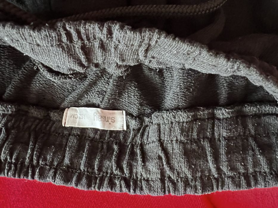 Долнища за момче на Zara, Guess, Beneton