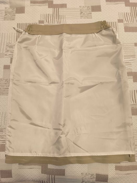 Пола права нова бежова