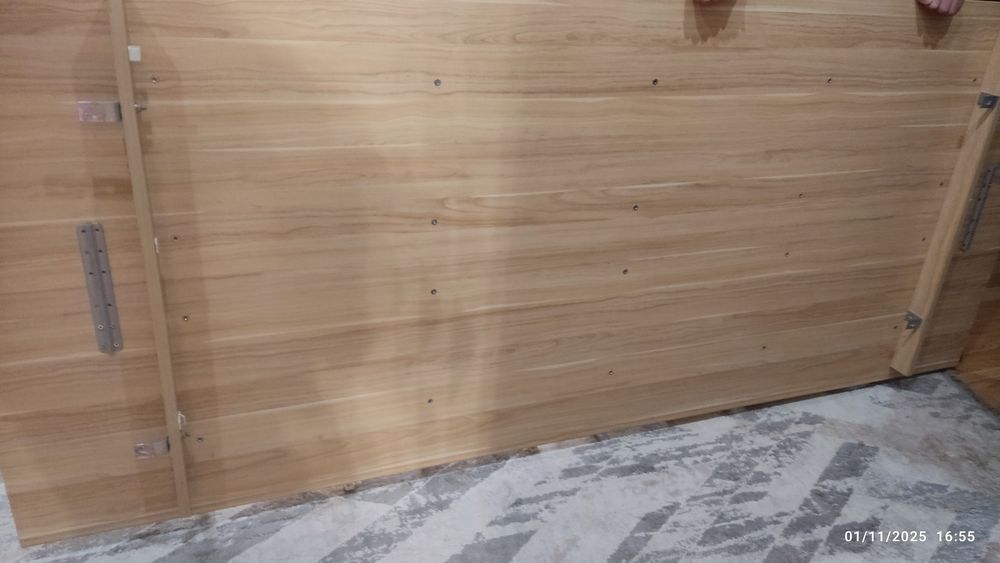 Продам Полки на стену