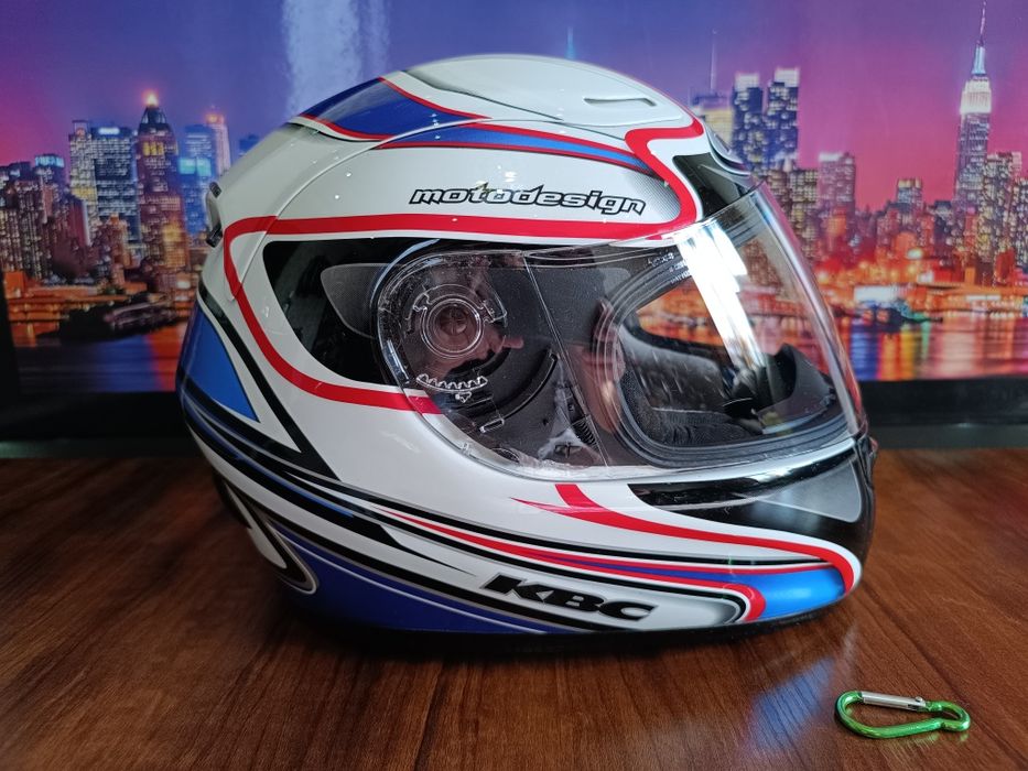 Мото шлем от американского бренда KBC