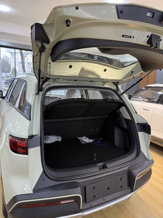 BYD Yuan up Beyond full