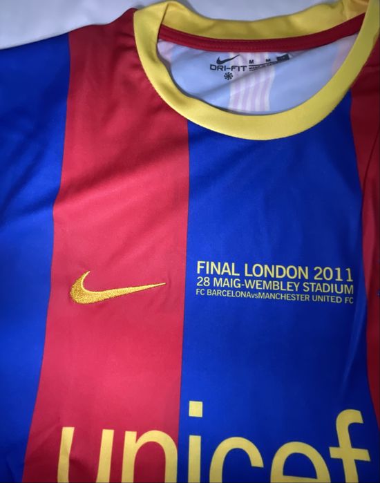 Tricou fotbal ronaldinho/barcelona (marimea M)