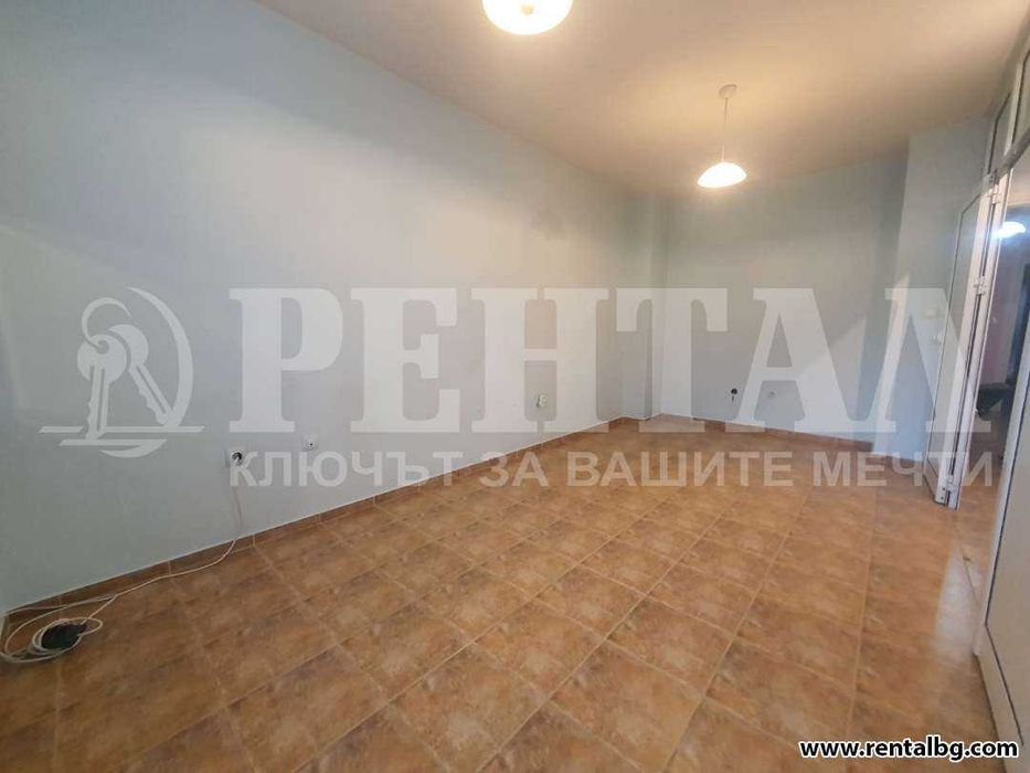 Дава се под наем Офис в Пловдив, Център - 65 кв.м за 450 € - Снимка #12