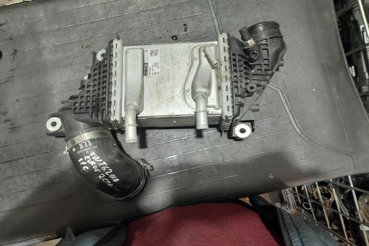 Intercooler 04L145749J 04L145749J Volkswagen VW Transporter T6