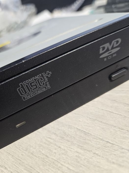 Dvd Cd reader Rw