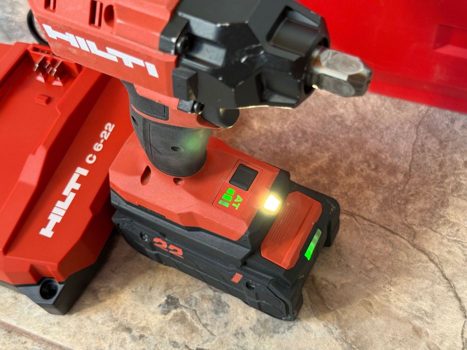Hilti SIW 4AT-22 Nuron 1/2 + батерия 5.2Ah + зарядно + куфар