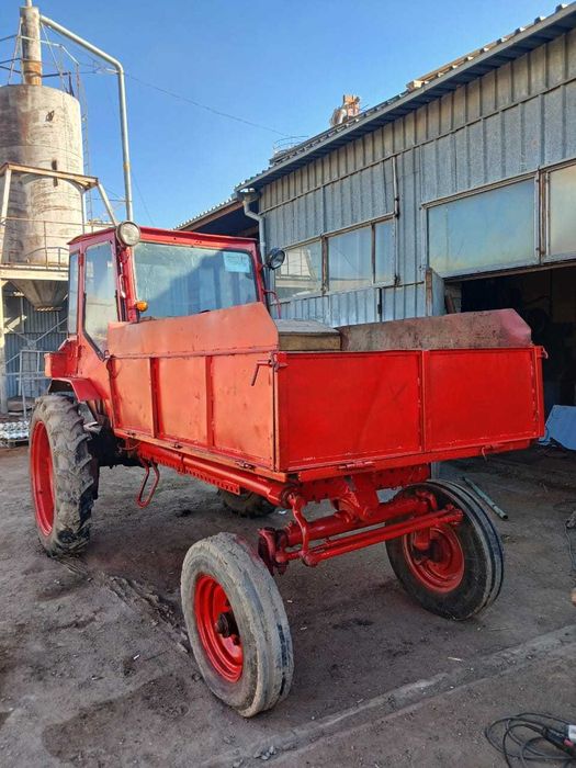 Продам или обменяю на стройматериалы, песок, трактор Т-16