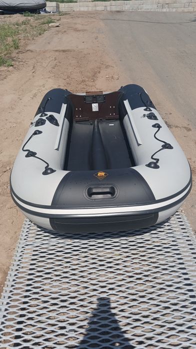 Лодка пвх Ривьера 3200