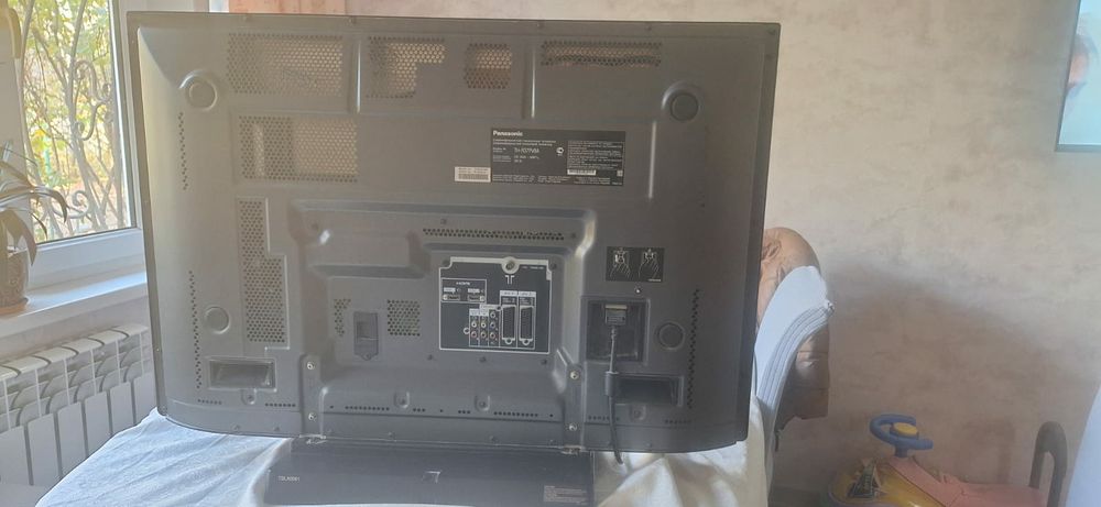 Телевизор Panasonic,продавались.